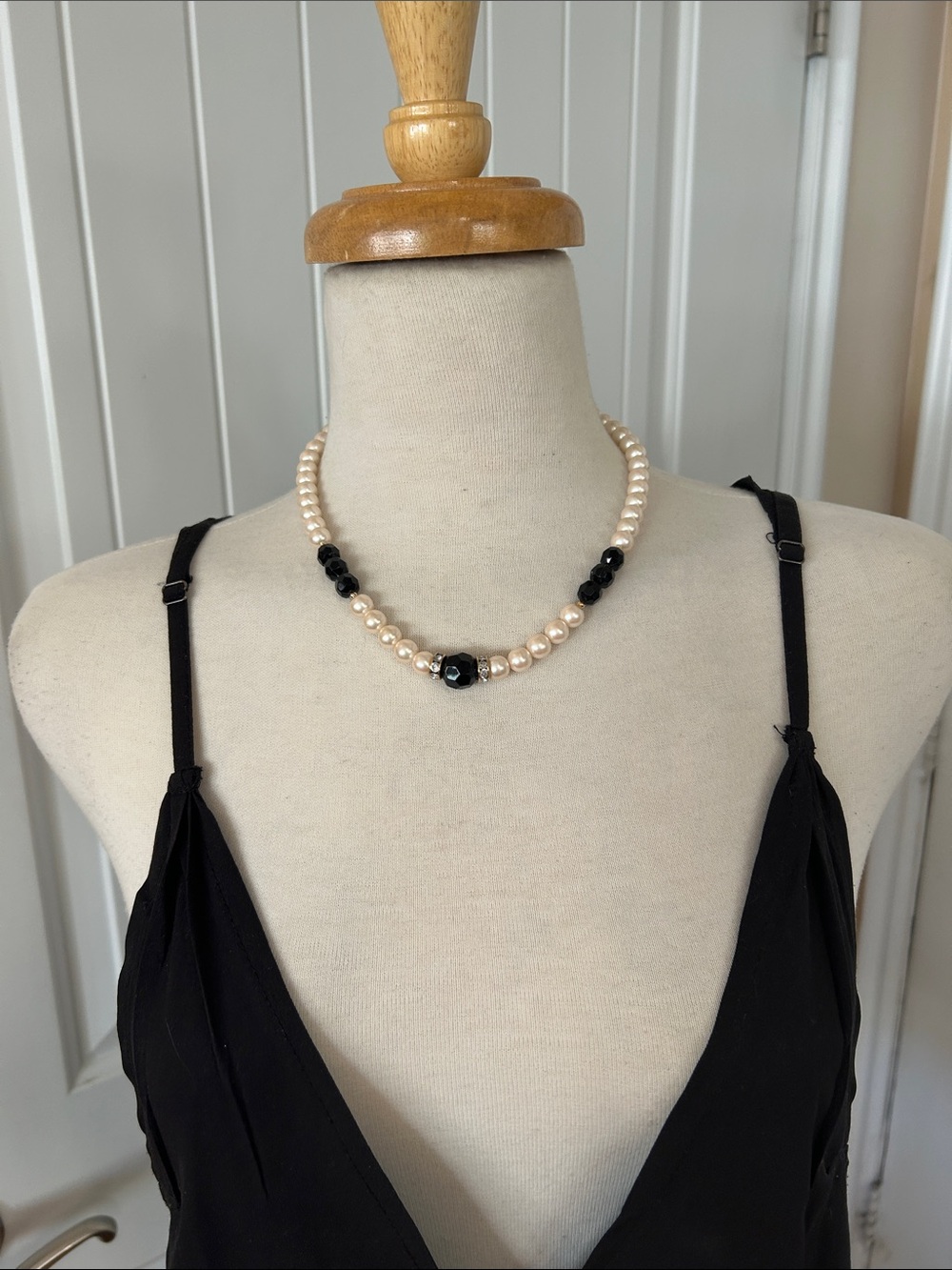Pearl and black crystal necklace